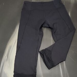 CALIA by Carrie Underwood Black Cropped Active Leggings